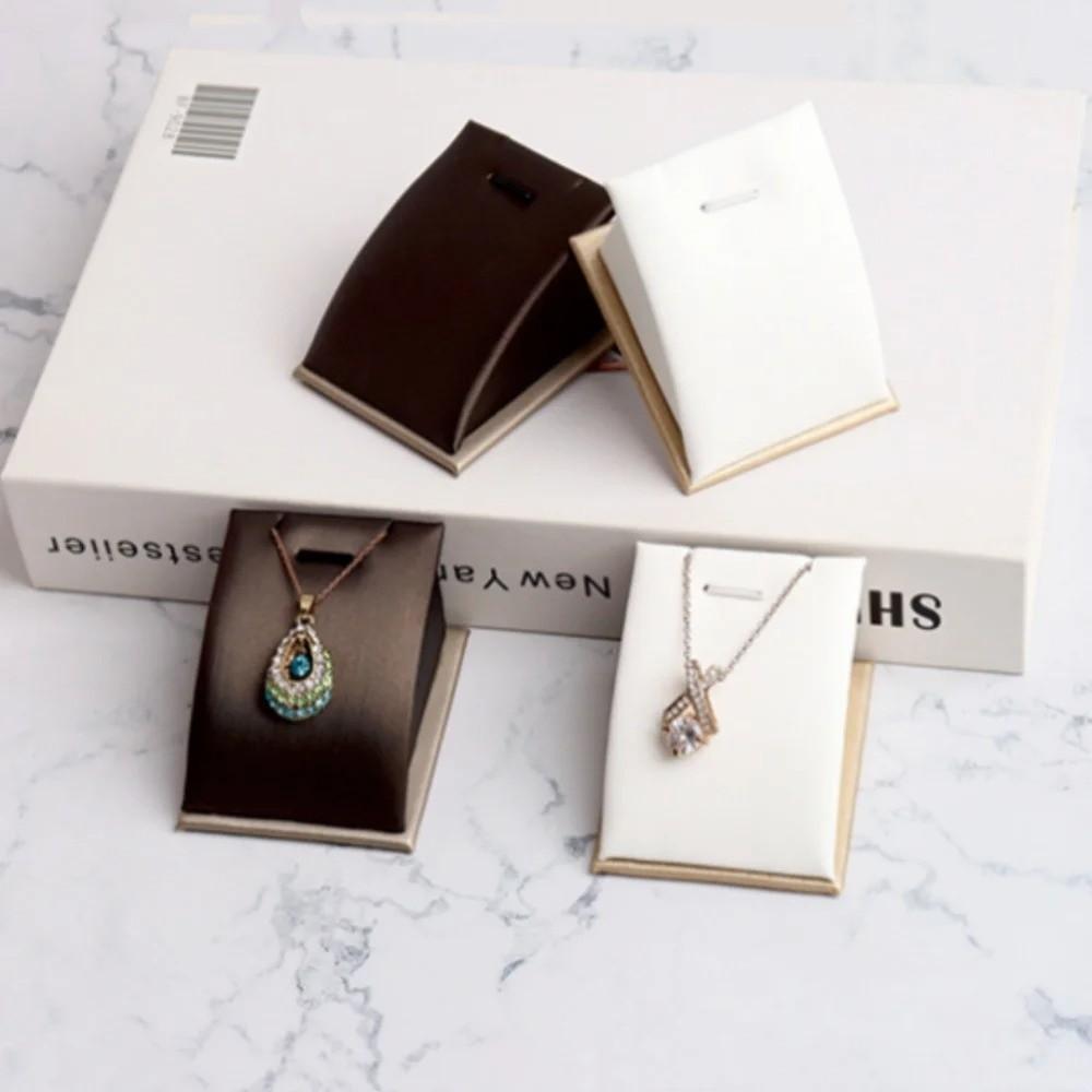 Simple Mini Jewelry Stand Holder PU Leather Lightweight Showcase Props Protable Save Space Display Stand for Dressing Tables
