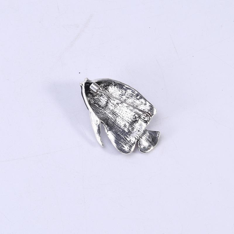 Fish Corsage Clothing Dripping Oil Ocean Kiss Fish Enamel Brooch Diamond Pin Accessories