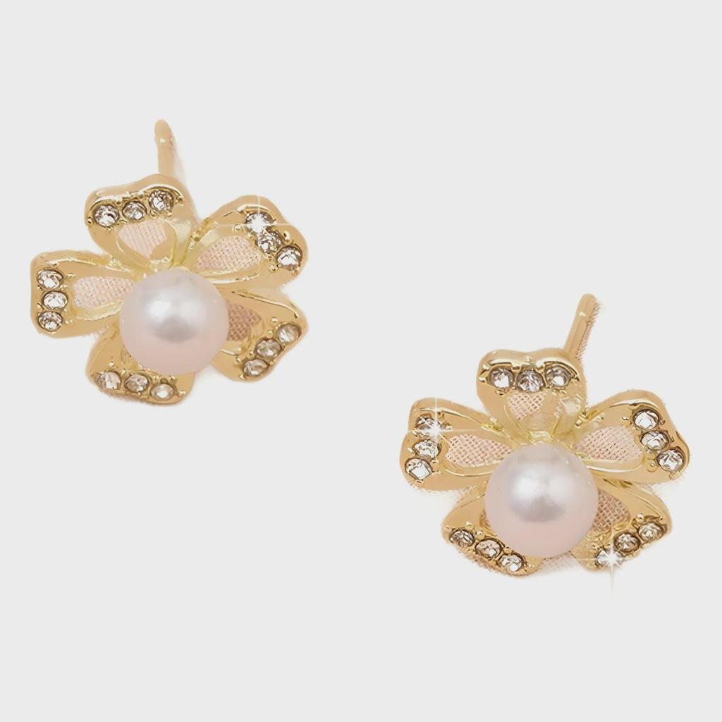 Classic Pearl Flower Earrings In S925 Silver - Elegant Commuter Style