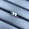 T Familie 925er Sterlingsilber Englischer Buchstabe Drei Diamanten Paar Verlobungsringe
