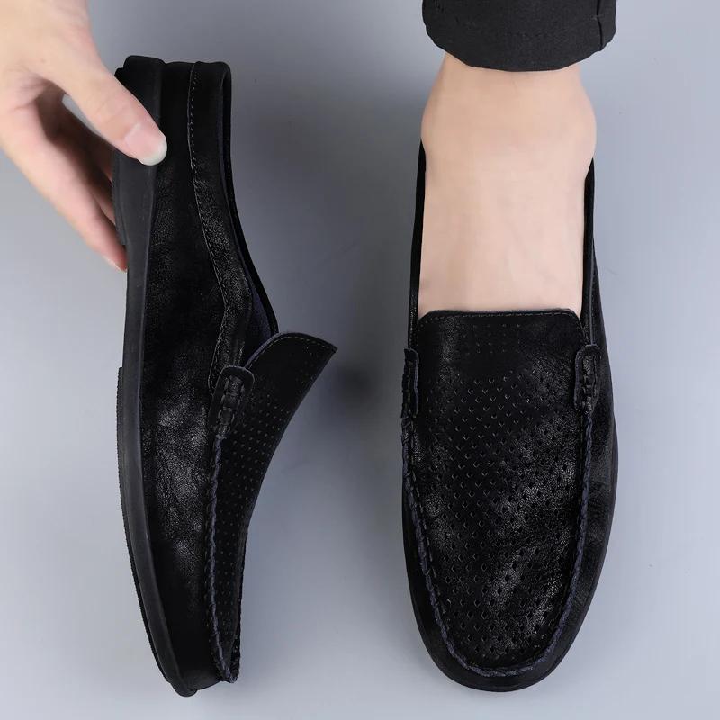 Fashion 2025New Men Summer Breathable Hollow Out Sandals Casual Leather Soft Bottom Walking Shoes Outdoor Flat Designer Half Drag Shoes