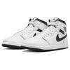 Tênis Air Jordan 1 Mid Branco Preto Masculino DQ8426-132