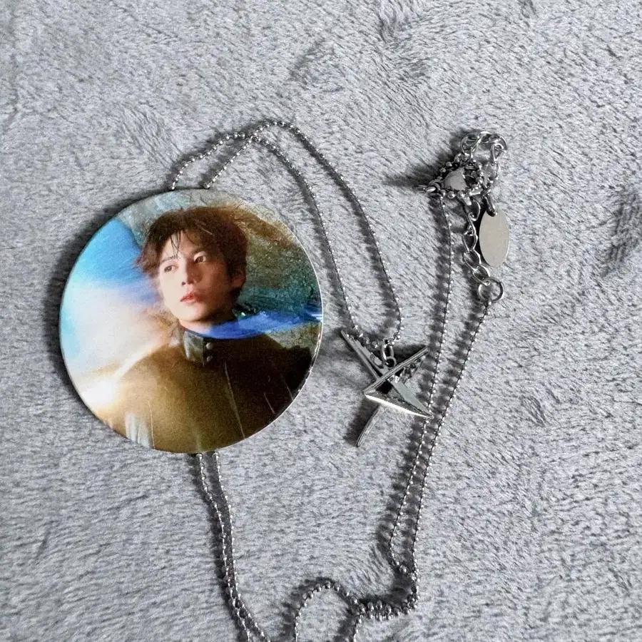 TOMORROW X TOGETHER TXT Together Showcase Reverse Gift Necklace Taehyun (unworn)