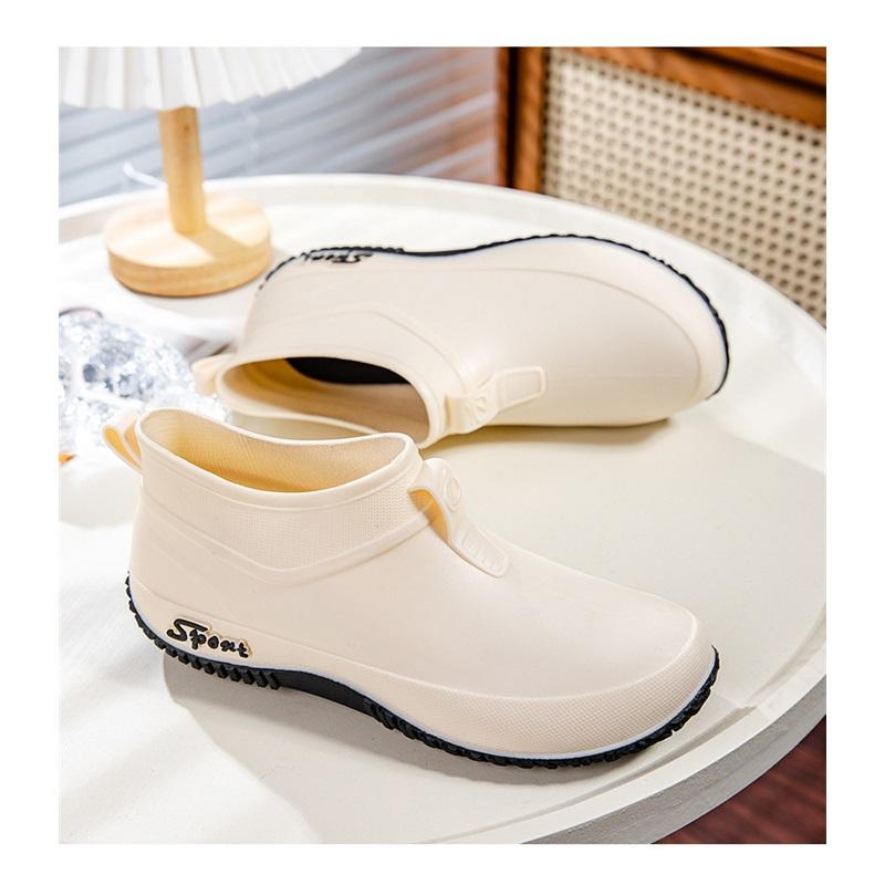 Ladies' Fashionable Outdoor Daily Leisure Anti Slip Waterproof Wear Resistant Rain Shoes Rubber Shoes