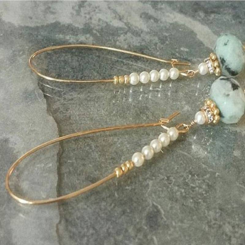 

Золото Жемчуг и Яшма Обруч Серьги Жемчужный обруч Серьги Яшма Обруч Серьги Обруч Серьги Золото