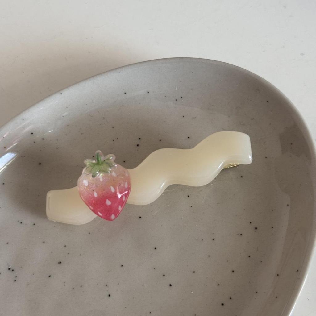 Jelly Color Cute Strawberry Hairpin Girls Lolita Bangs Duckbill Clip Girls Sweet Hair Side Clip Summer Styling Accessories