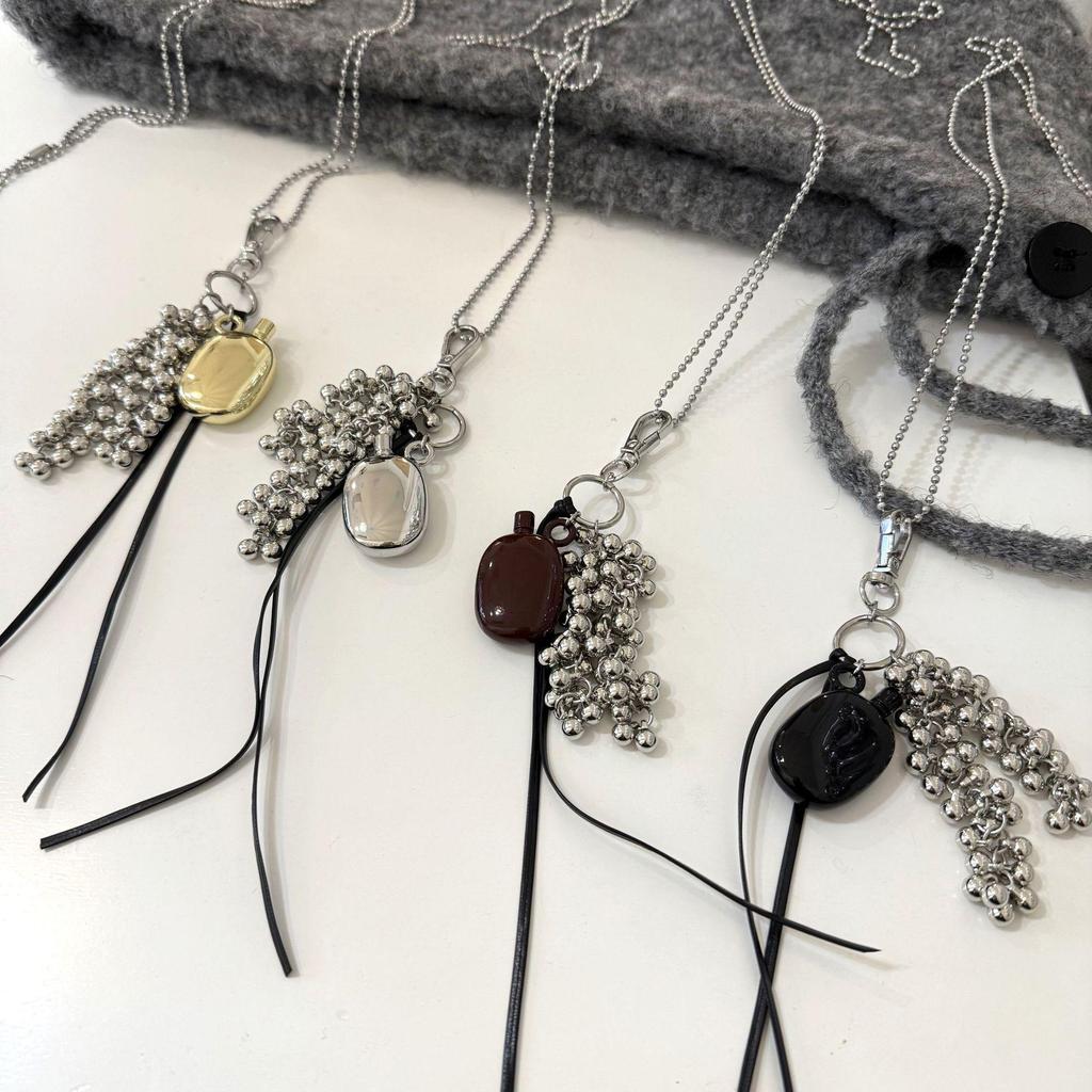 Blogger-Style Water Bottle Pendant Necklace with Safety Buckle - Minimalist Metal Chain for Women