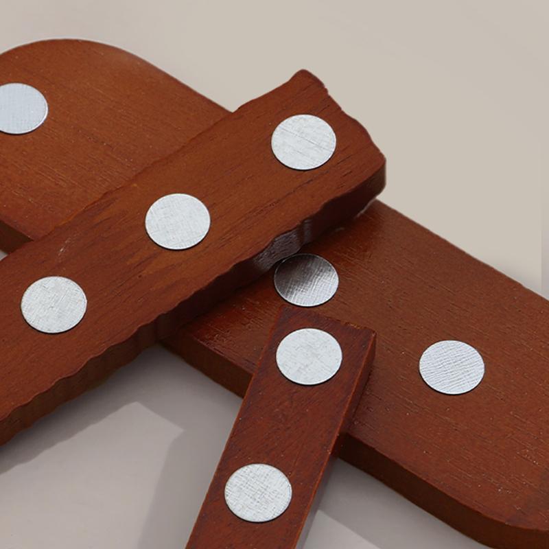 Negleutstilling Sterk Magnetisk Negleholder Falsk Negletipp Øvelsesstativ Valnøtt Trebase Holder For Kunstsalong DIY Øvelsesverktøy