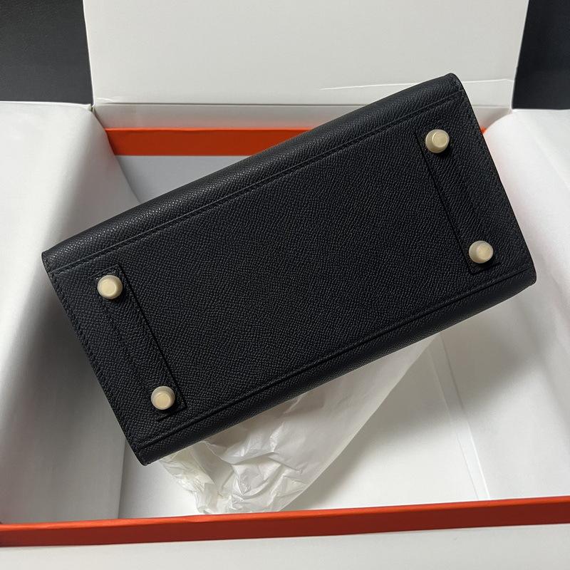 Nowa torebka damska z 2025 roku z ręcznie wzorowanej skóry licowej bydlęcej to europejski i amerykański trend mody