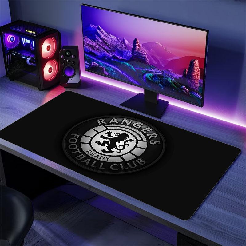 Tapis de Souris Rangers, Grand Tapis de Bureau pour Gaming, Tapis de Souris XXL Antidérapant pour Ordinateur Portable & Tablette, Tapis de Jeu Mini PC avec Bords Cousus