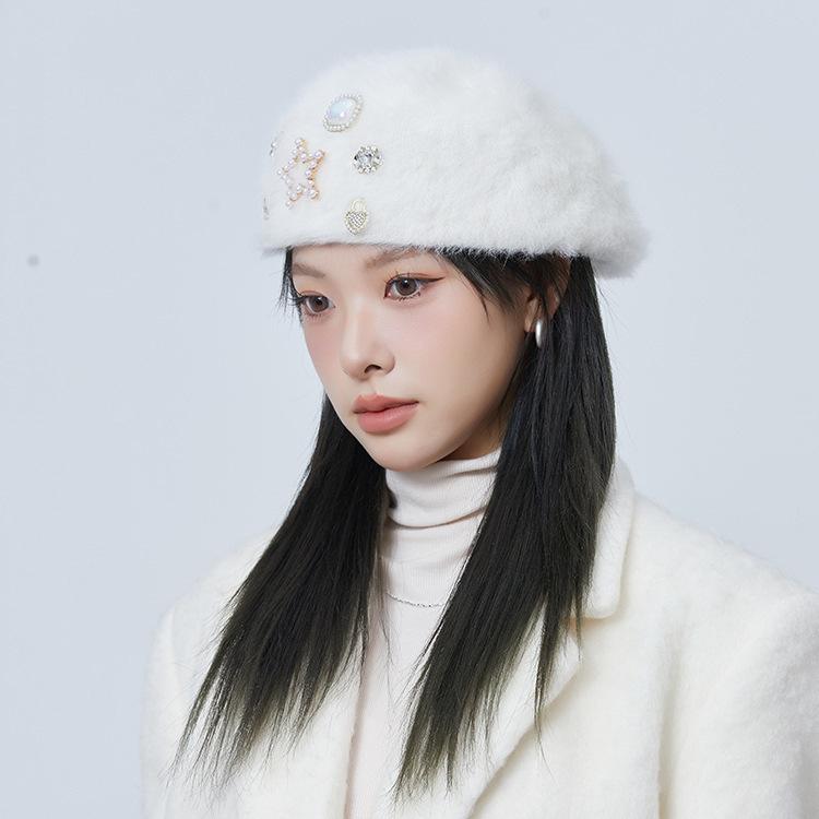 Autumn and winter sweet pearl rhinestone rabbit fur forward hat women's velvet warm face small beret painter hat