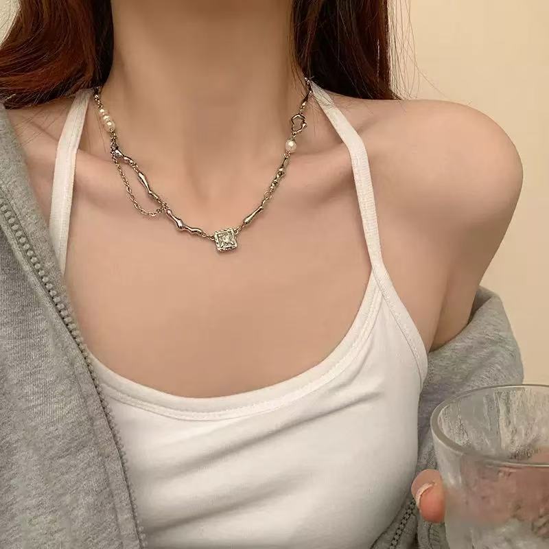 KY sweet cool imitation freshwater pearl zircon necklace female hip hop sweet cool babes senior design sense niche collarbone