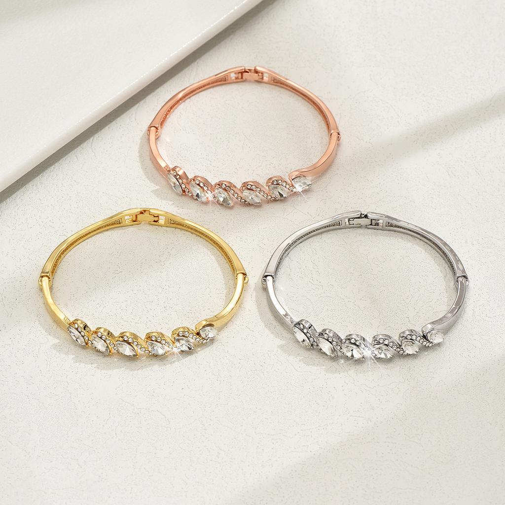 Glass Crystal Inlaid Twist Fashion Bracelet Light Luxury Niche Exquisite Temperament Jewelry Bracelet
