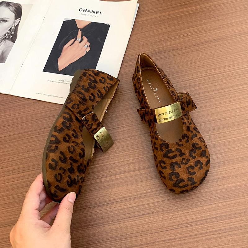 Metal Buckle Soft Sole Mary Jane Shoes Women's 2025 Spring New One-word Buckle with Round Head Temperament Single Shoes Flat Grandma Shoes