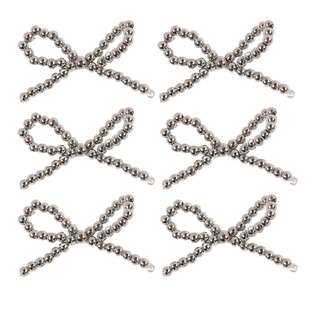 Ručně vyráběný korálkový přívěsek s mašlí, šperková součást, šperková ozdoba, přívěsek na náramek, elegantní mašle, komponent pro šperky