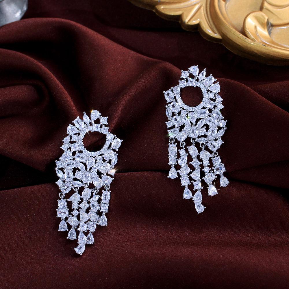 Leichter Luxus Temperament Zirkon Quastenohrringe, High-End Ohrringdesign Zeigt Ein Kleines Gesicht Voller Diamanten Ohrringe