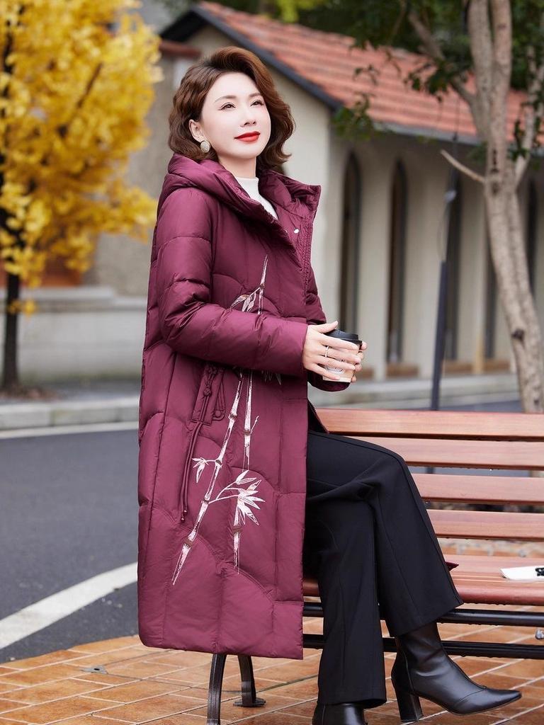 2025 Bestickter Kapuzen-Baumwollmantel Überknie - Winterstil für Mittelalte und Ältere