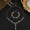 Nischen-High-End-Urlaubsstil Halskette Armband Ohrringe Set