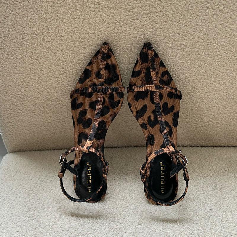 Fashion Pointed Toe Ladies Wedges Sandals Shoes Female Buckle Footwear Fashion T-Strap Women Wedges Heeled Sandals Shoes Pumps