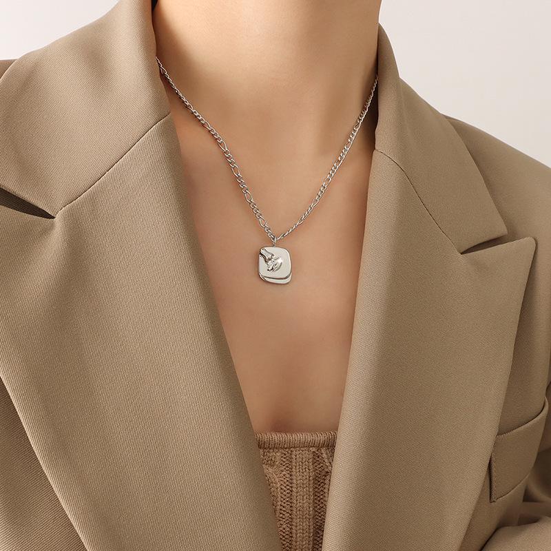Trendy Gold-Plated Hip Hop Portrait Pendant Necklace