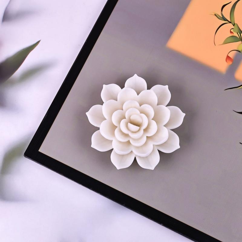 DIY Lotus Aromatherapy Candle Silicone Molds Manual Simulation Flower Gypsum Soap Resin Mold Chocolate Candy Cake Baking Tool
