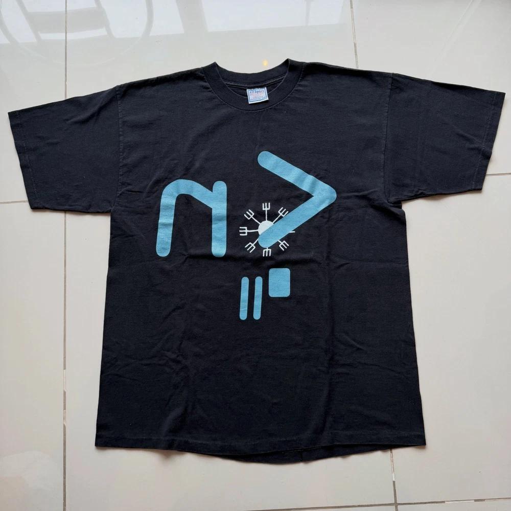 Vintage Nine Inch Nails Tshirt S