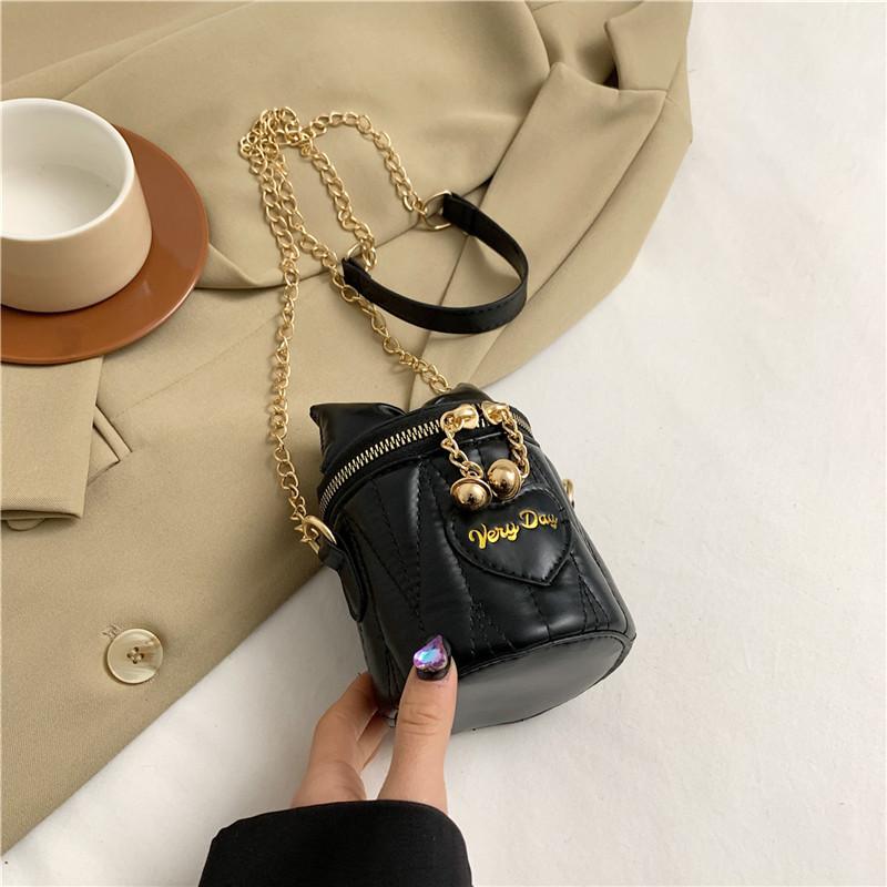 Mini Lipstick Small Bag Women's 2025 New Small Fragrant Wind Pleated Bucket Bag Bow Creative Styling Messenger Bag