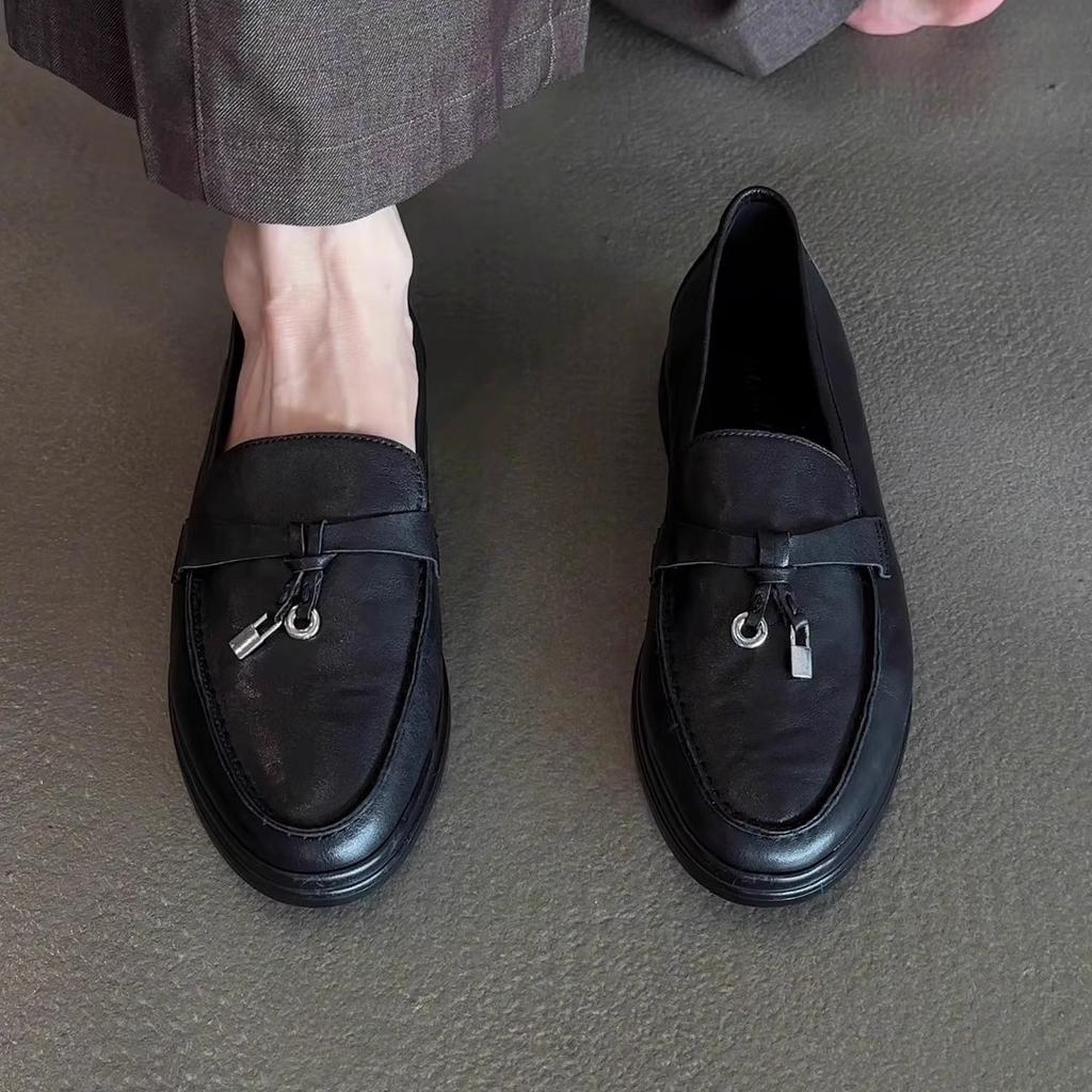 Sheepskin Version~ 2025 New Retro Versatile One-pedal Round Head Lock Not Tired Feet Lazy Casual Small Leather Shoes Women