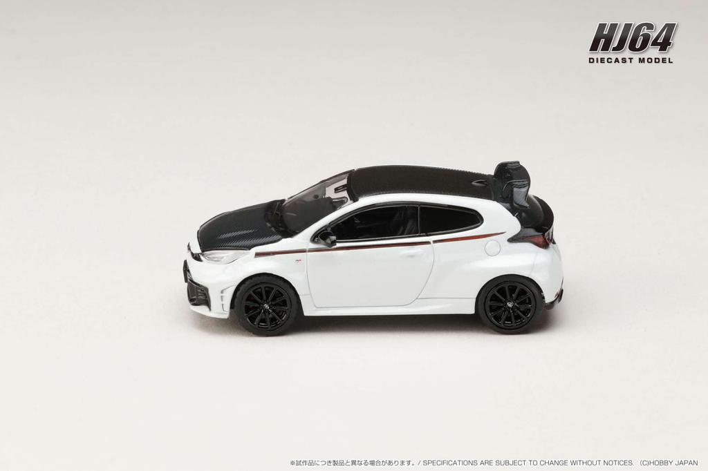 Toyota GR Yaris RZ High Performance 2024 Custom Version Super White II 1/64 /