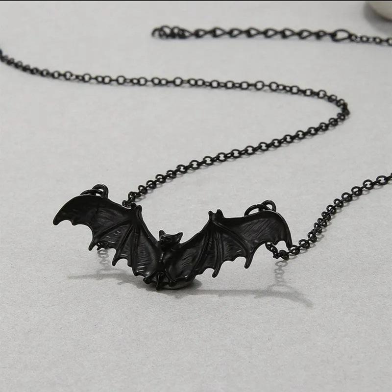 Black Pendant Necklace for Women Gothic Halloween Jewelry