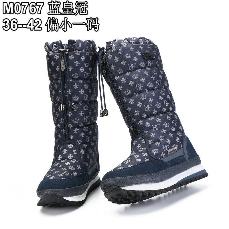 

Девятицветные сапоги-дутики с узором снежинок, высокие женские утолщенные гетры, толстая подошва, крутые и брызгозащищенные, для внешней торговли 42