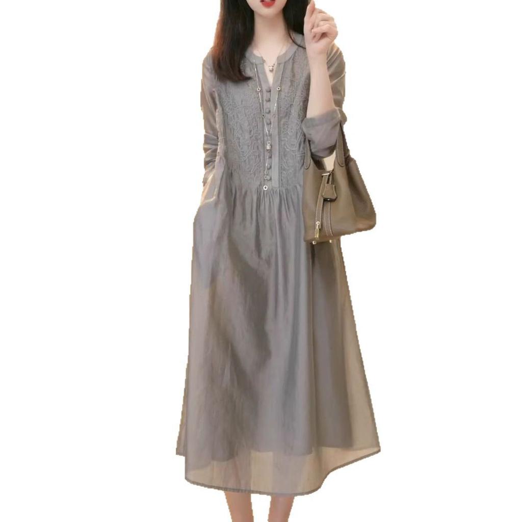 2025 summer new loose and thin temperament two-piece set high-end heavy industry embroidery V-neck dress women