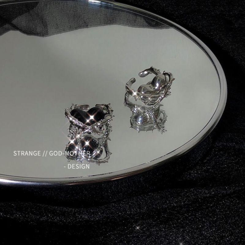 Imprisoned Heart Metal Thorns Love Ring Irregular European and American Niche Design Open Ring Couple Ring