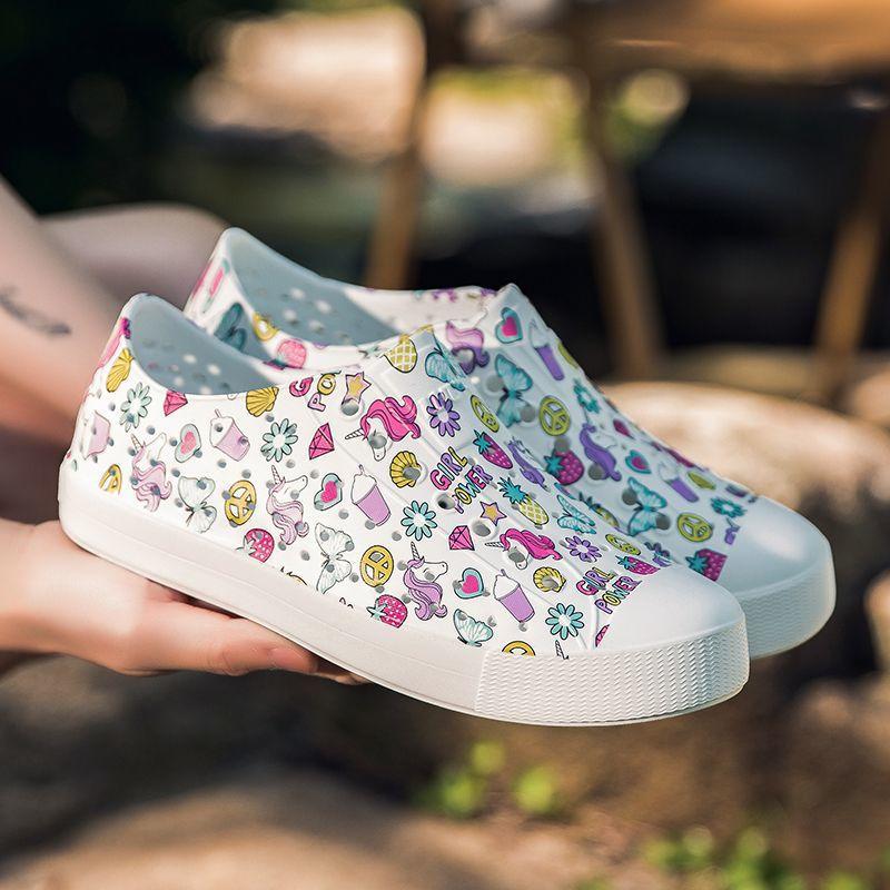 Parent-child hole shoes Women's children's hole shoes Non-slip sandals Men's and women's outdoor baotou wading outside the beach breathable shoes