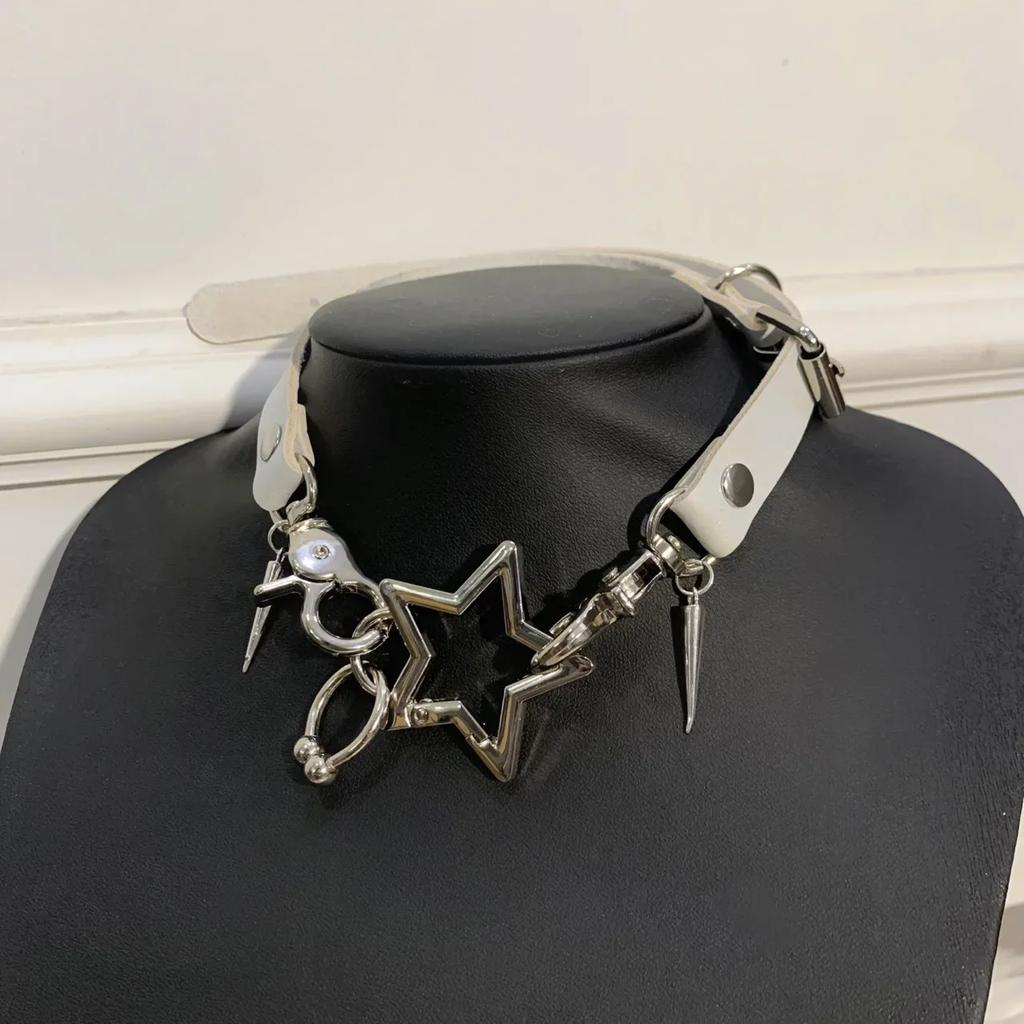 Punk Five-pointed Chokers Necklace Trendy Rivet Metal Star Chains for Women Retro Rock Hip Hop Charm Gothic Party Jewelry Gift