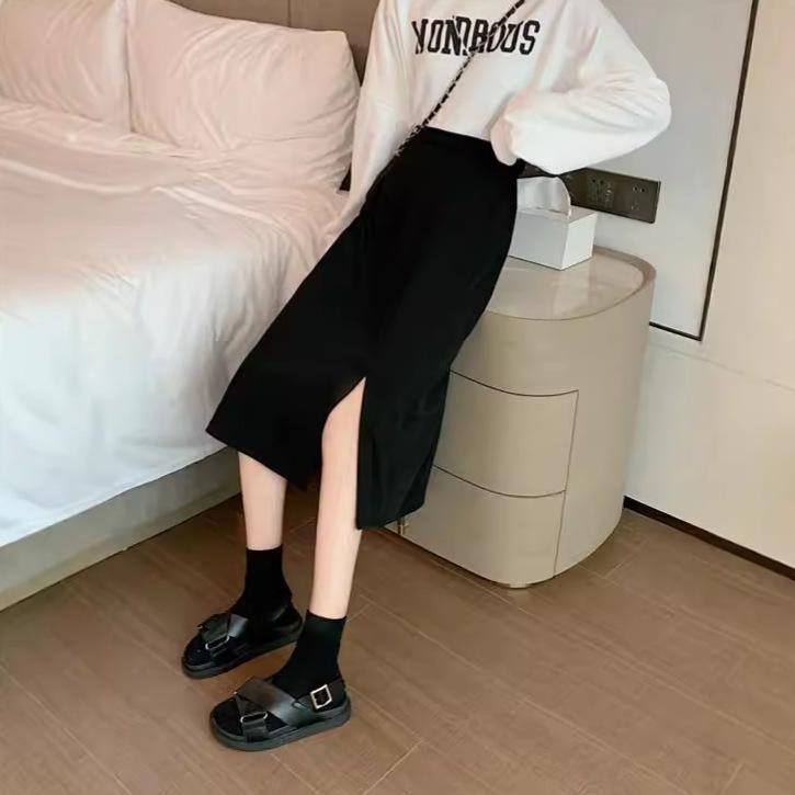 

2024 Summer Women s High-Waist Slimming A-Line Slit Skirt - Lightly Mature Style 5X Large чорний