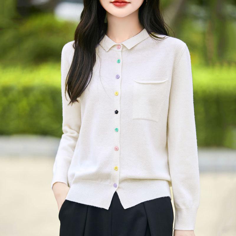 Spring and Autumn New Korean-style Gentle Women's Knitted Sweater, Solid Color and Elegant, with Colorful Buttons and A Small Collar for Commuting
