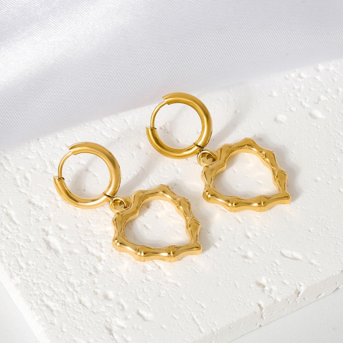 French Retro 18K Gold Titanium Steel Heart Earrings