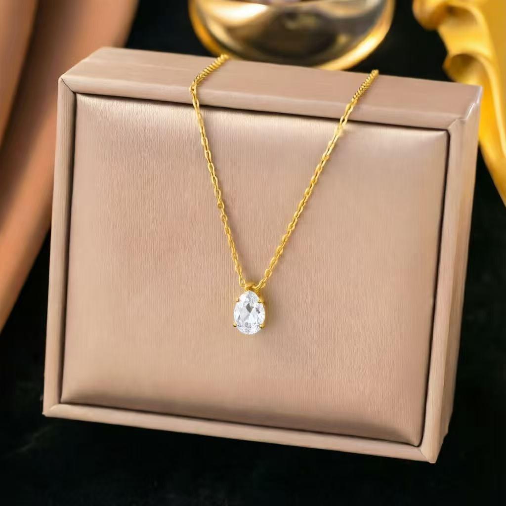 Single Pear Shaped Teardrop Diamond Necklace Titanium Steel Gold Plated Fade Resistant Simple Delicate Collarbone Chain Minimalist Design