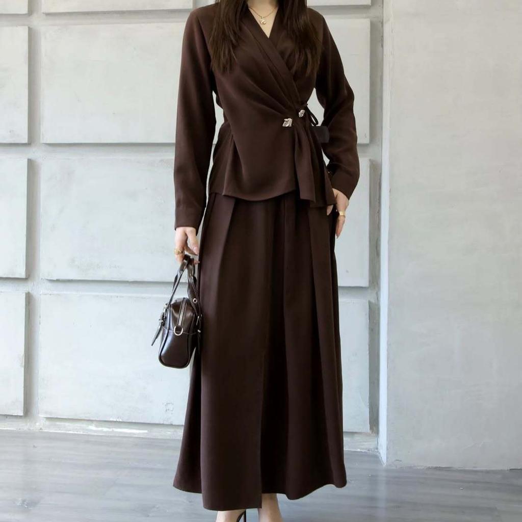 European and American Women's Clothing New V-neck Long-sleeved Side Belt Waist Top Wide Swing Split Skirt Set