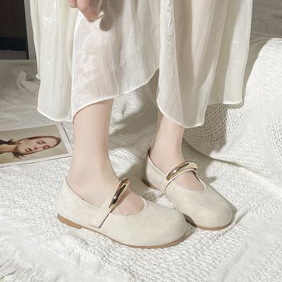 Sapatos femininos Mary Jane retrô de bico redondo e sola plana 2025 novos versáteis de boca rasa para pedalar com saia sapatos Doudou