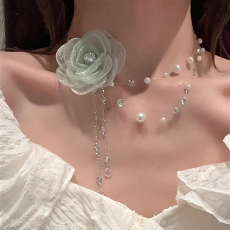 

Flower mesh yarn diamond-encrusted zircon fringed fringed necklace niche super fairy collarbone chain versatile fashion temperament jewelry women