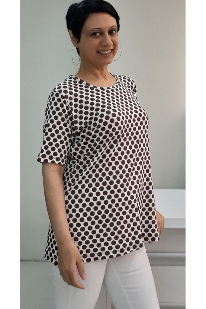 Damen Stil Übergröße T-Shirt Braun mit Polka Dots Kurzarm gekämmte Baumwolle Viskose T-Shirt