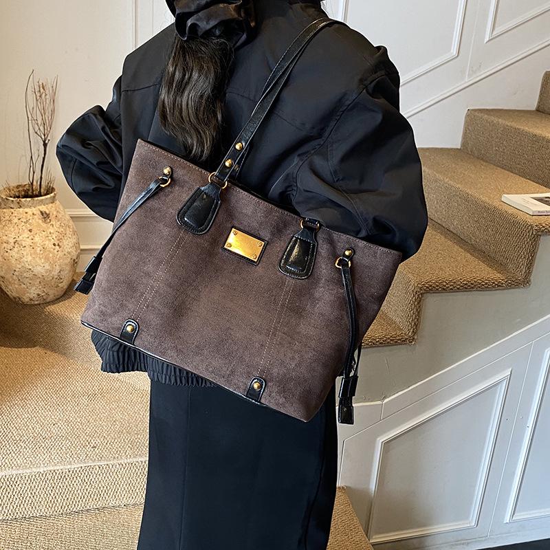 2025 Retro Matte Large-Capacity Women's Fashion Tote & Shoulder Bag