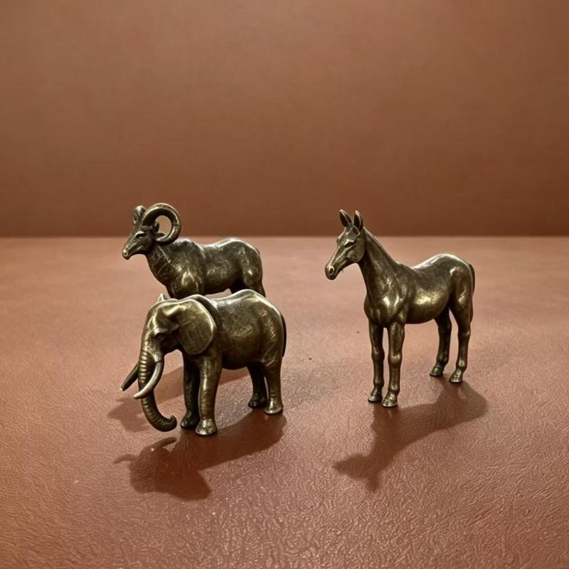 Figurines Animales en Laiton Massif Cheval Bélier Éléphant Rhinocéros Crapaud Tigre Design Rétro Pour Décoration de Maison et de Bureau Cadeau de Collection
