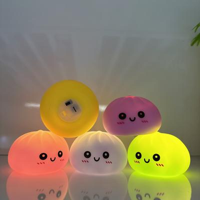 Simulation Soft Squishy Dumpling Night Light, Light-up Bubble Spitting Bun Toy, Colorful Stress Relief Ornament for Birthday Present