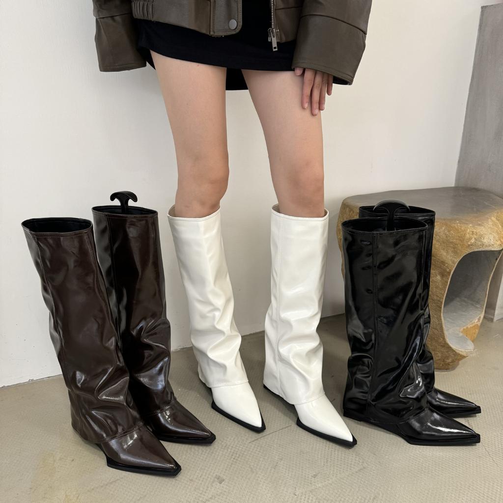 Pointed buckle pleated pile boots women's 2025 spring and autumn new hot girl punk style knight boots long boots tide