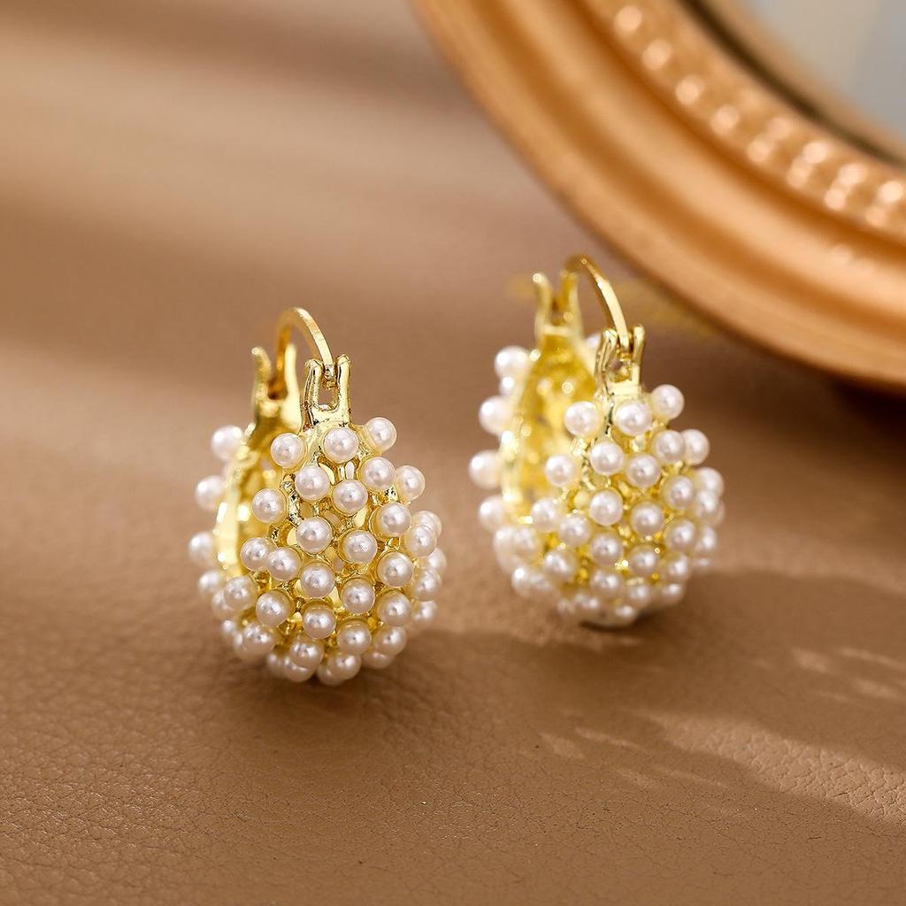 3D Small Rice Bead Basket Earrings: Fashionable and Versatile Ear Cuffs with Niche Light Luxury