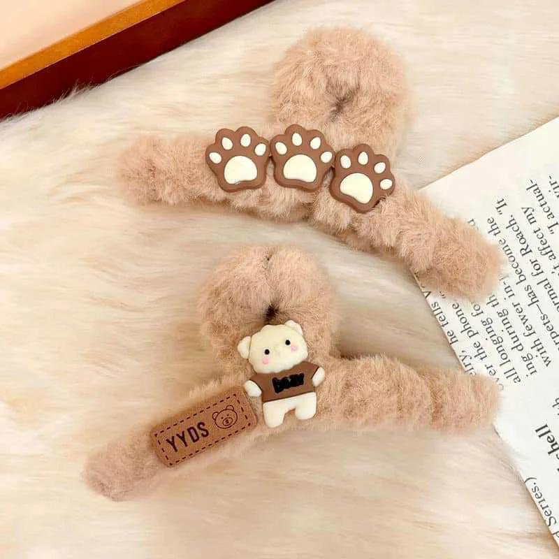 Premium Women's Cute Panda Plush Hair Claw Clip Winter Cartoon Fluffy Accessory for Ponytail Styling Versatile Cute Gift