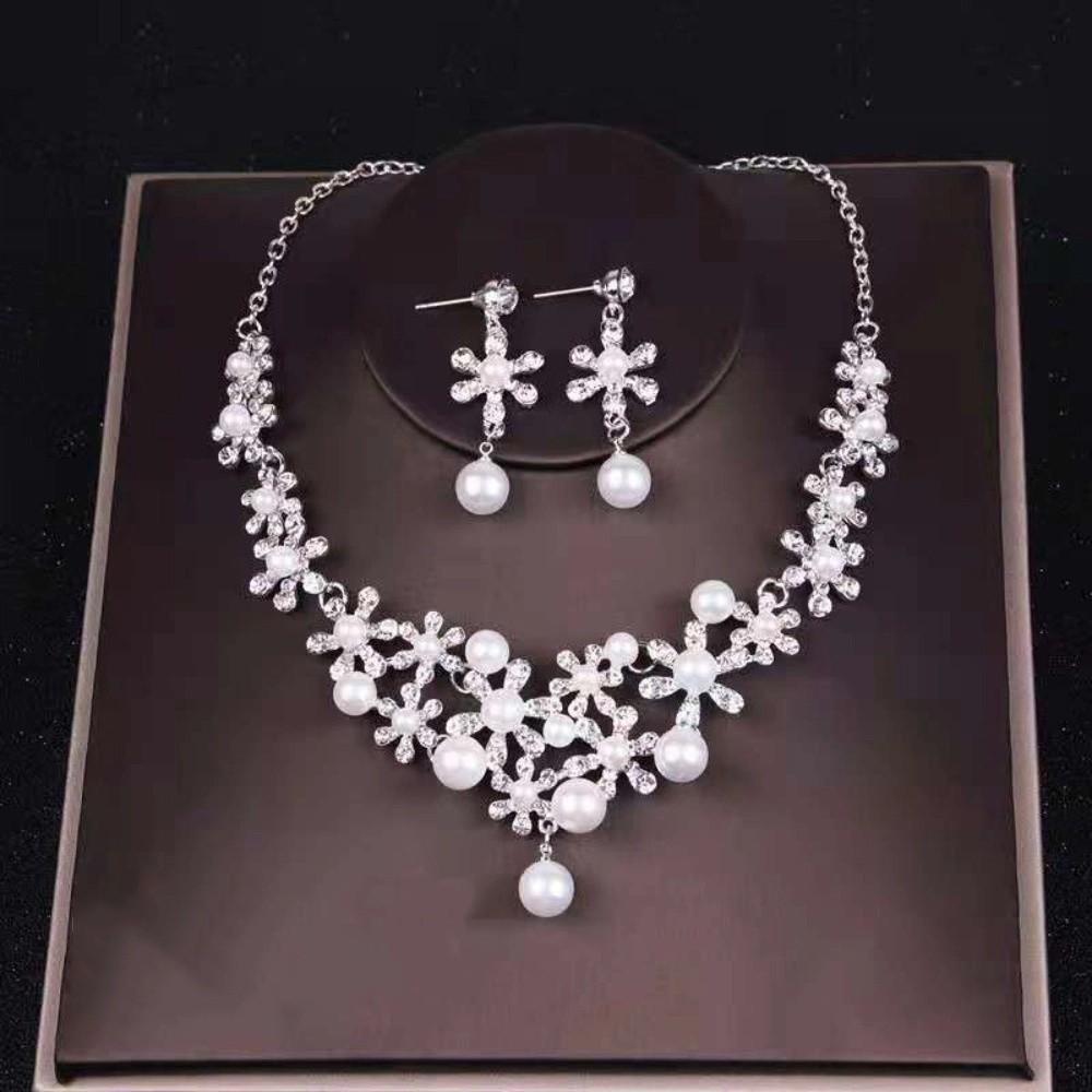 Elegant Pearl Necklace Ears Sparkling Earrings Set Flower Necklace Bridal Wedding